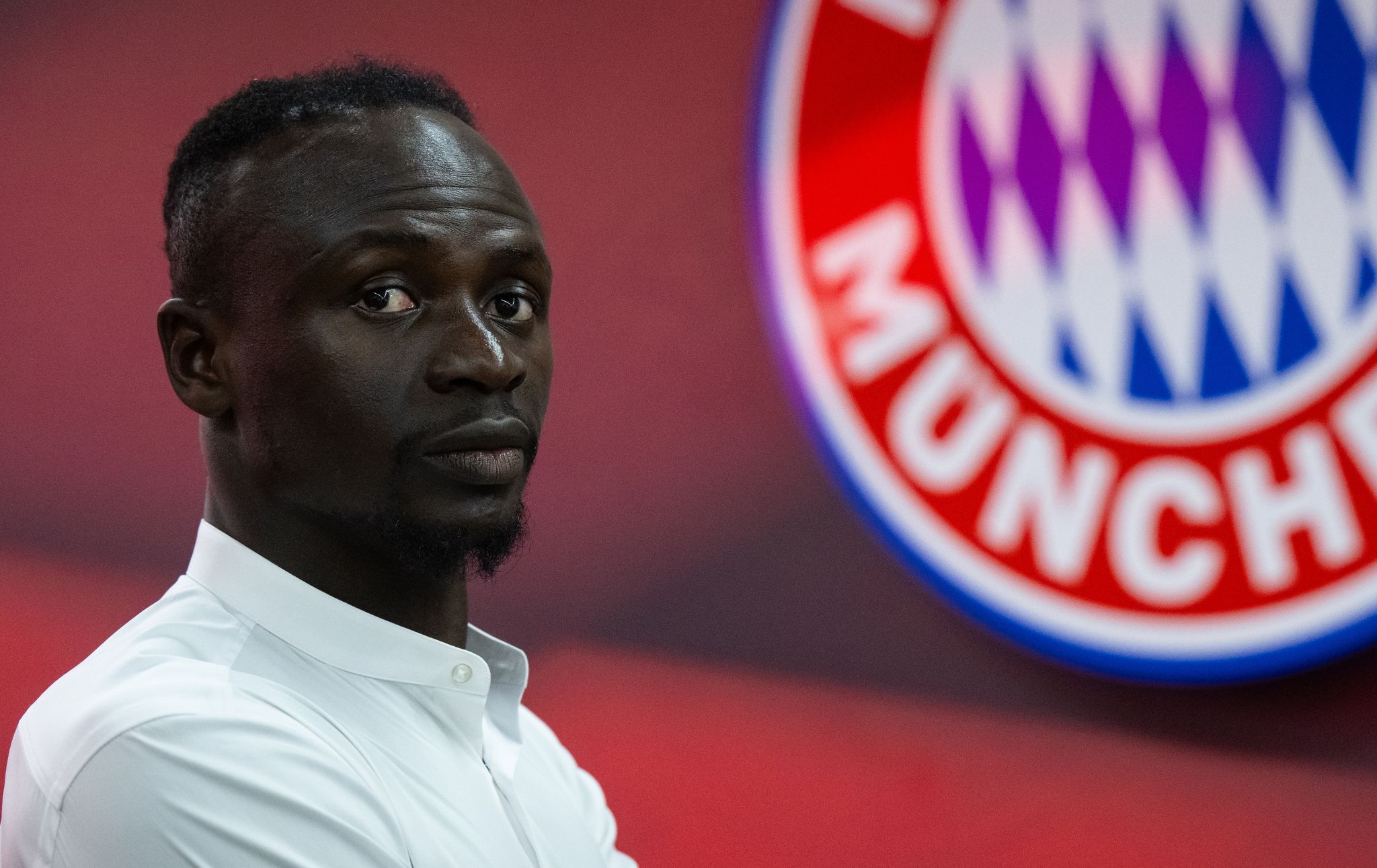 Sadio Mané wird beim FC Bayern offiziell als Neuzugang vorgestellt. (© Sven Hoppe/dpa)