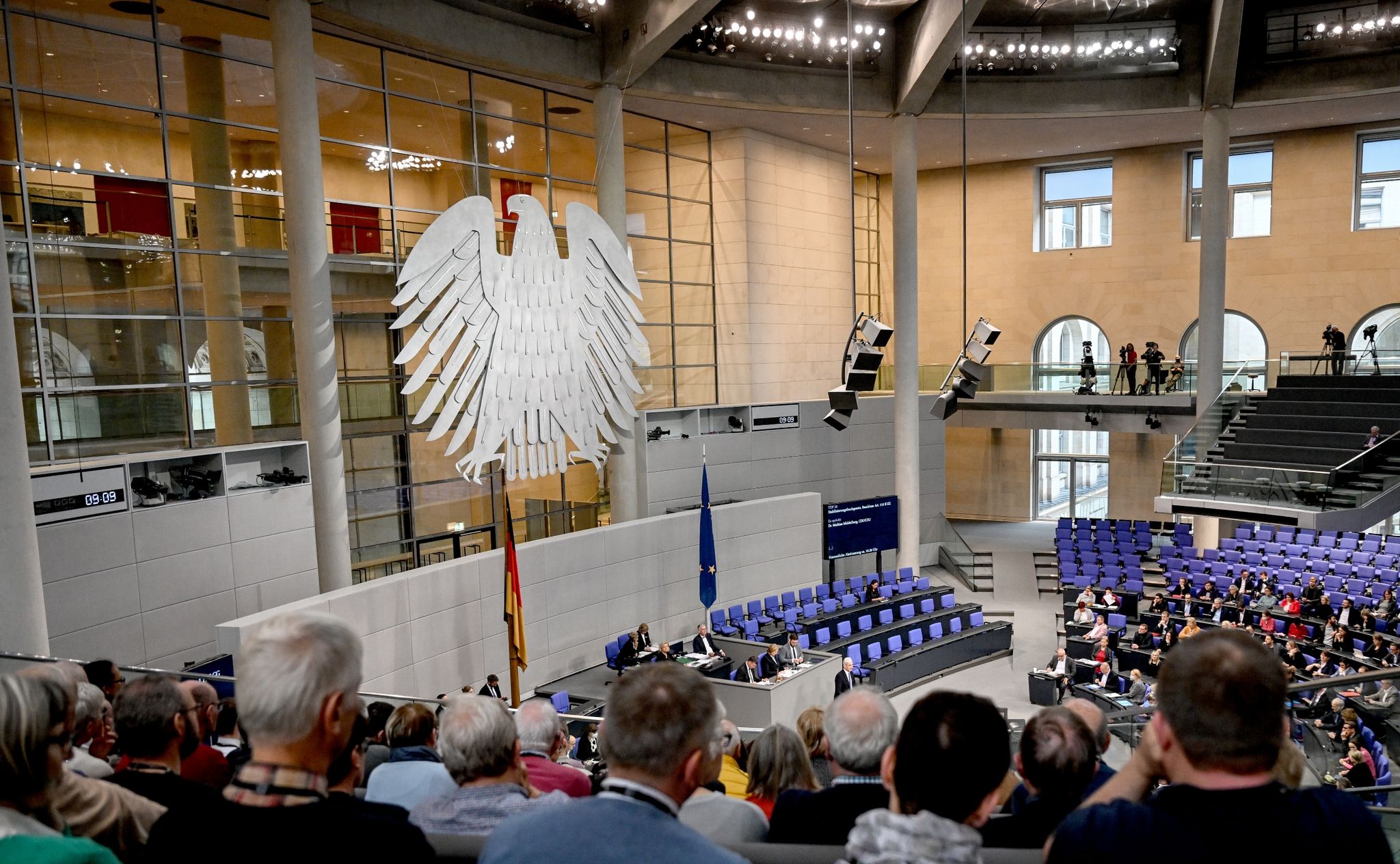 Der Bundestag genehmigt erneut eine Ausnahme von der Schuldenbremse. (© Britta Pedersen/dpa)