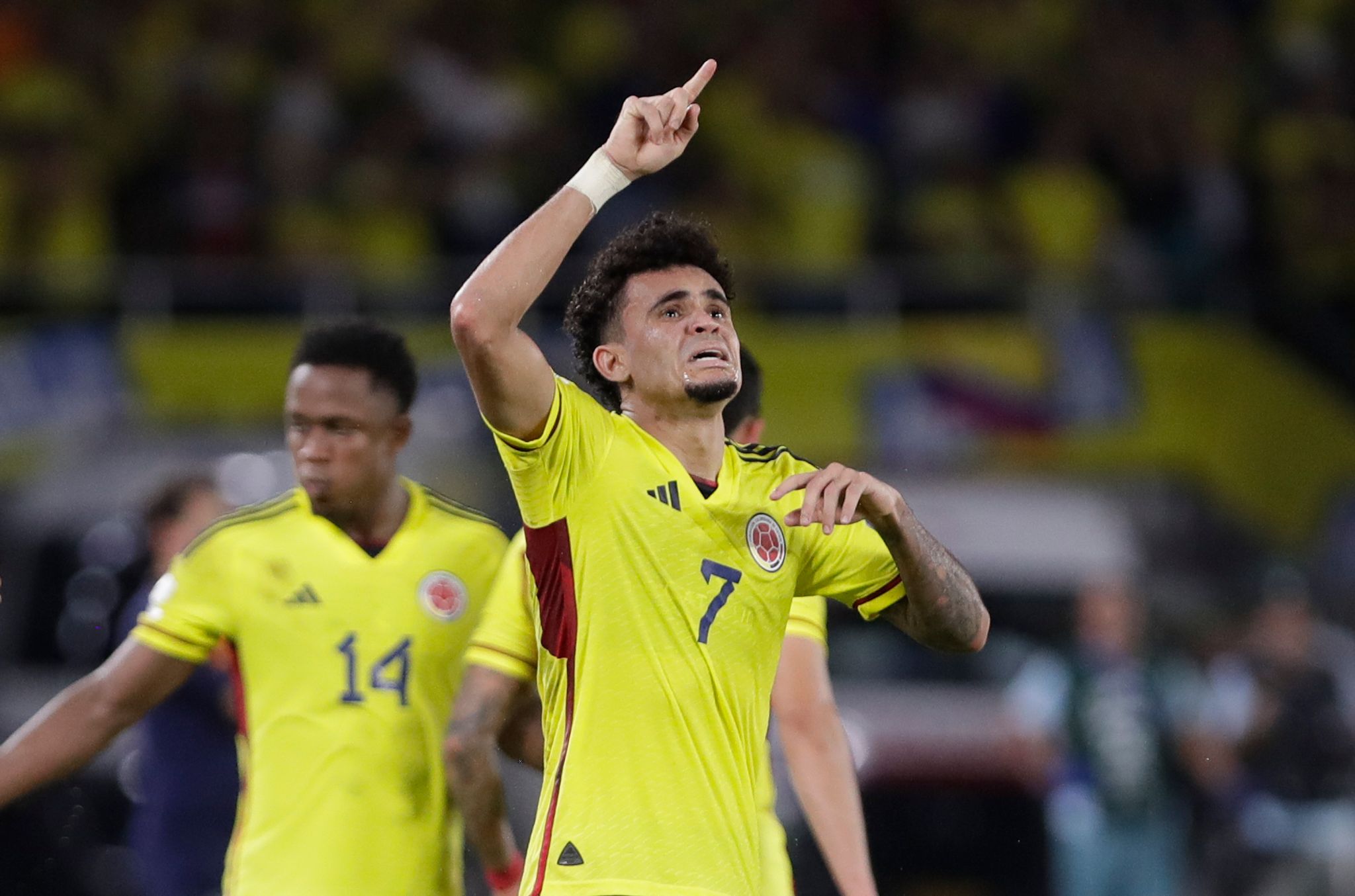 Kolumbiens Luis Díaz erzielte zwei Tore gegen Brasilien. (© Ivan Valencia/AP/dpa)