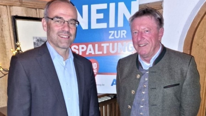 Dr. Rainer Rothfuß (links), Uwe Schweizer (© AfD)
