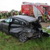 Zug erfasst Auto im Allgäu: Autofahrer bei Breitenbrunn schwer verletzt