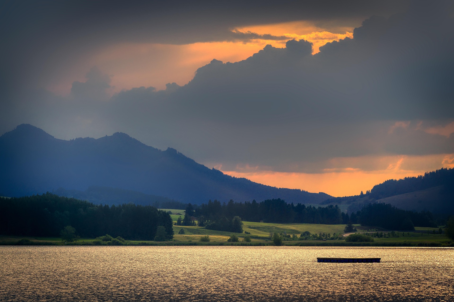 Hintergrund