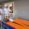 25 orangefarbene Bänke gegen Gewalt an Frauen und Mädchen im Landkreis Lindau